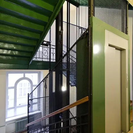 אכסניה Absynt *