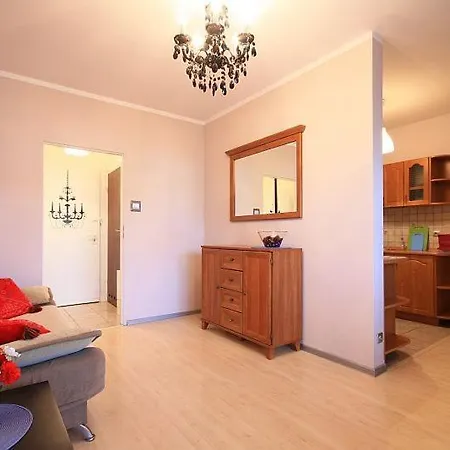 Absynt אכסניה *