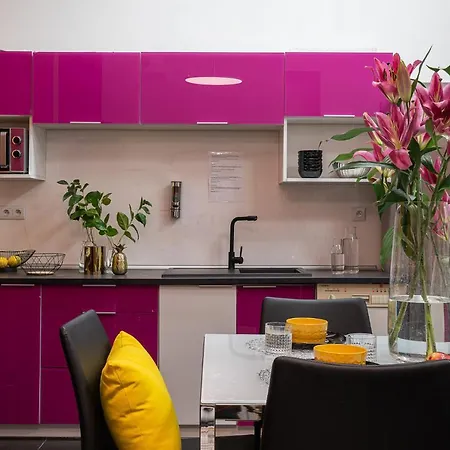 Absynt אכסניה *