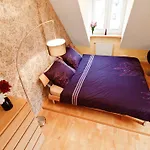 Absynt Hostel