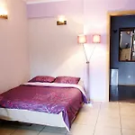 Hostel Absynt